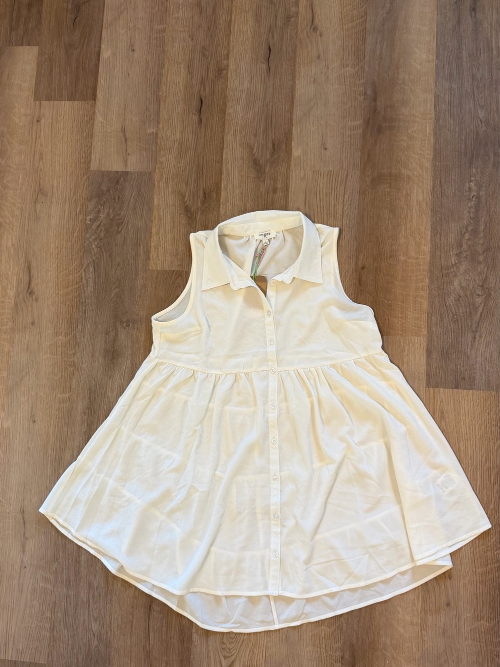 Umgee White Sleeveless Babydoll Tunic Top NWT Collared Large